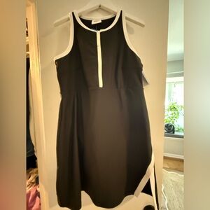 Cascade Collective Black Skort with White Trim NWT